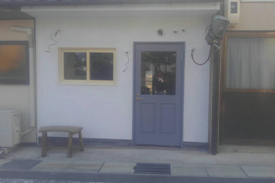 店舗壁塗り工事の画像